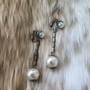 Park‎ Lane Vintage Pearl Clip-on Dangle Earrings Silver